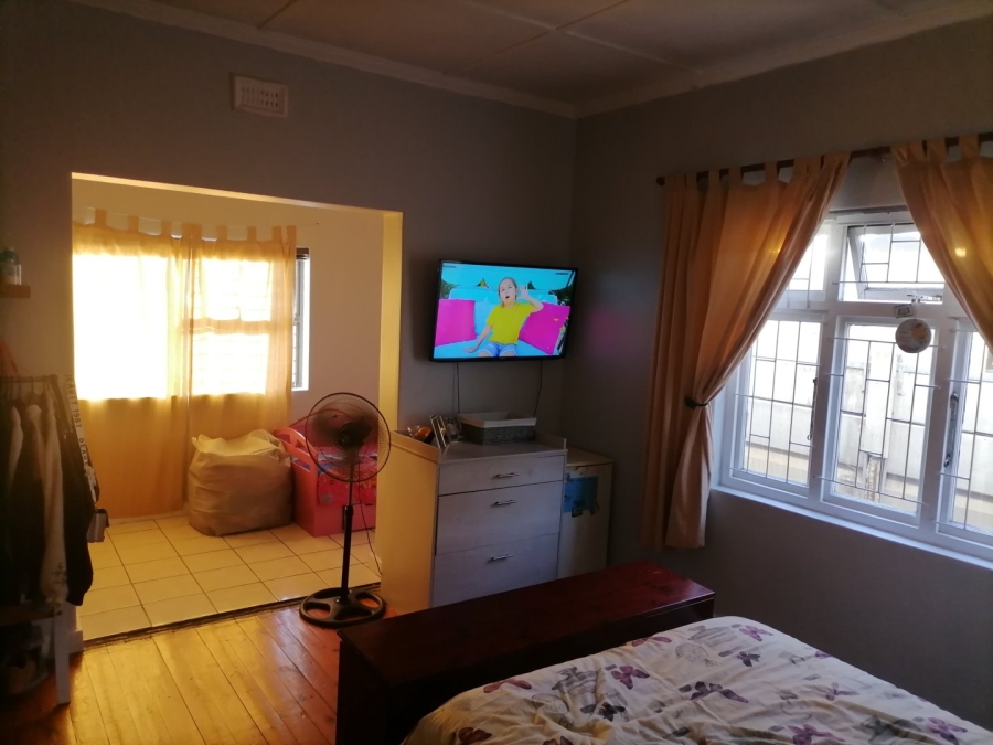 5 Bedroom Property for Sale in Churchill Estate Western Cape